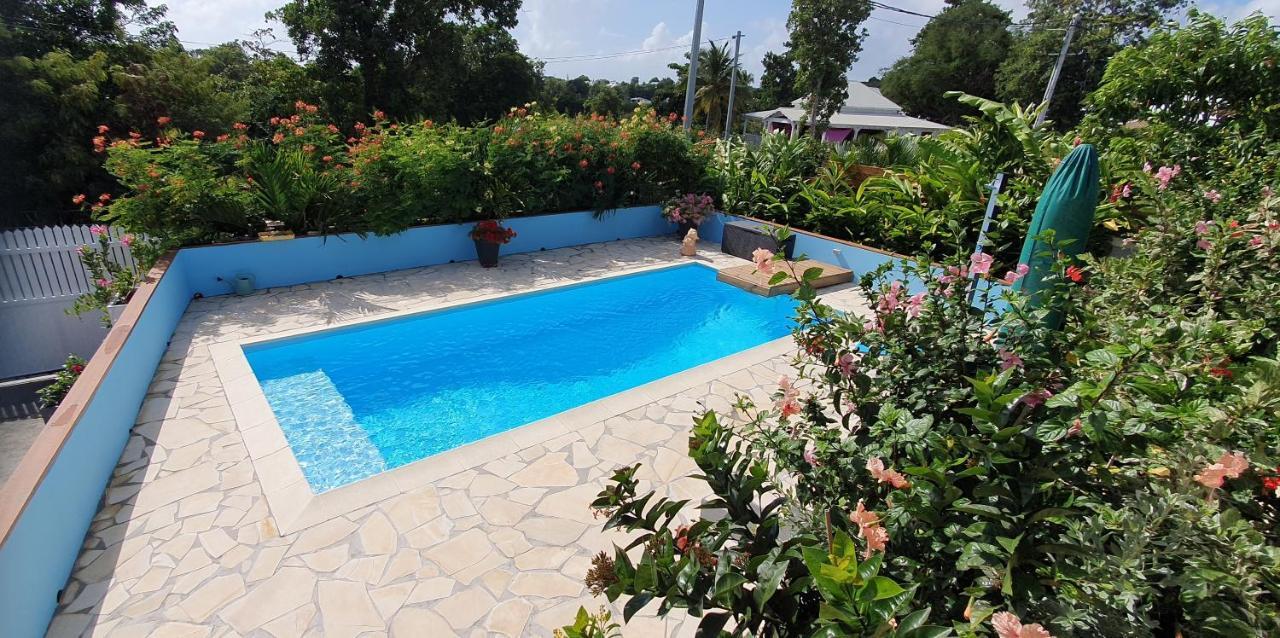 "Chez Claudia "Charmant Logement Avec Jacuzzi Privatif En Toute Intimite Sur Belle Terrasse Exterieure En Bois Et Piscine Courcelles Extérieur photo