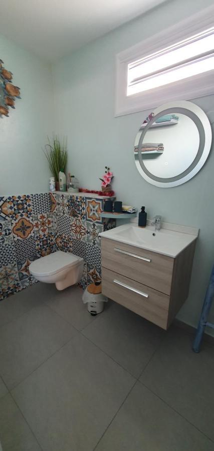 "Chez Claudia "Charmant Logement Avec Jacuzzi Privatif En Toute Intimite Sur Belle Terrasse Exterieure En Bois Et Piscine Courcelles Extérieur photo