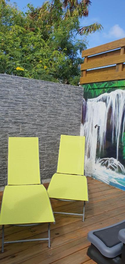 "Chez Claudia "Charmant Logement Avec Jacuzzi Privatif En Toute Intimite Sur Belle Terrasse Exterieure En Bois Et Piscine Courcelles Extérieur photo