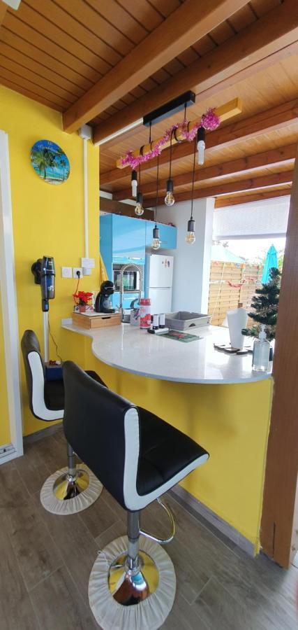 "Chez Claudia "Charmant Logement Avec Jacuzzi Privatif En Toute Intimite Sur Belle Terrasse Exterieure En Bois Et Piscine Courcelles Extérieur photo