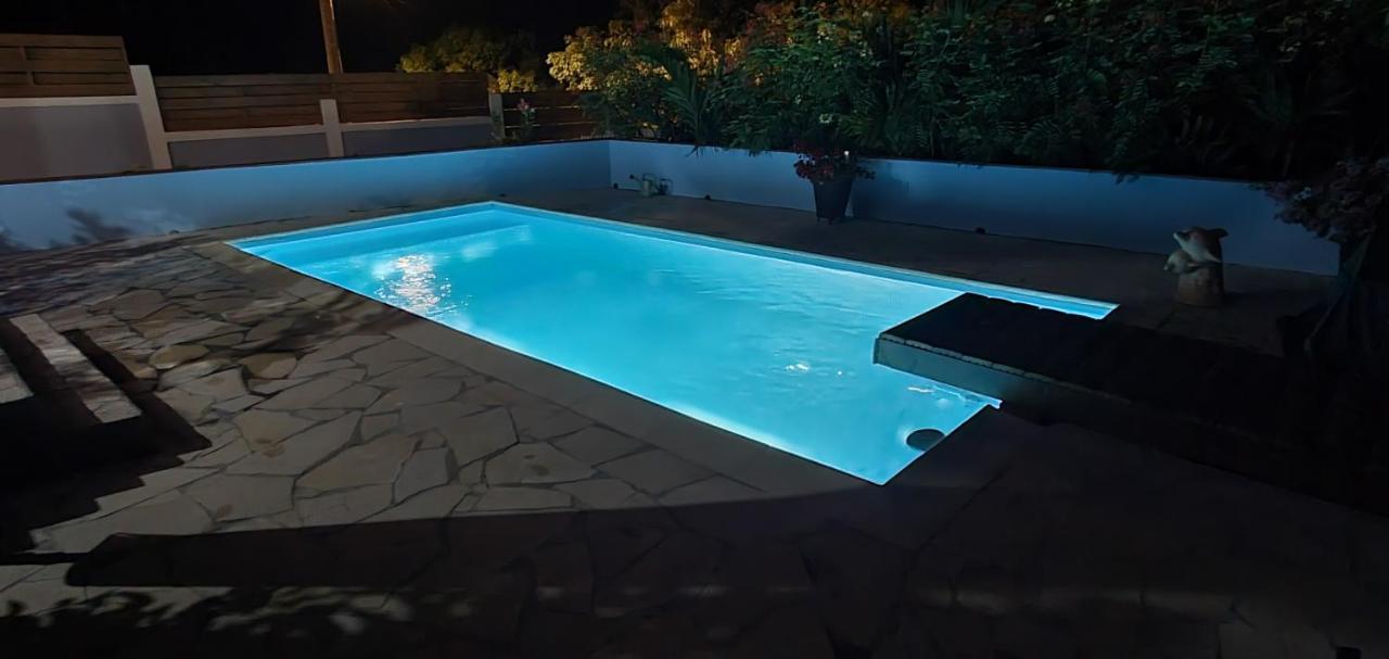 "Chez Claudia "Charmant Logement Avec Jacuzzi Privatif En Toute Intimite Sur Belle Terrasse Exterieure En Bois Et Piscine Courcelles Extérieur photo